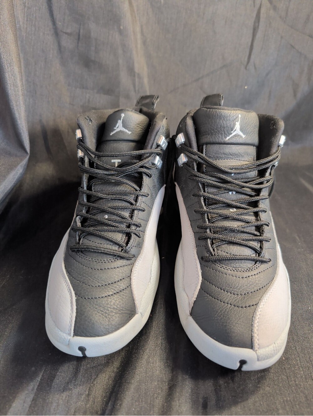 Air Jordan 12 Retro Black White Basketball Shoes Size 9 CT80